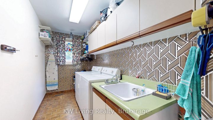 Photo 27 at 17 Woodvale Crescent, East York, Toronto