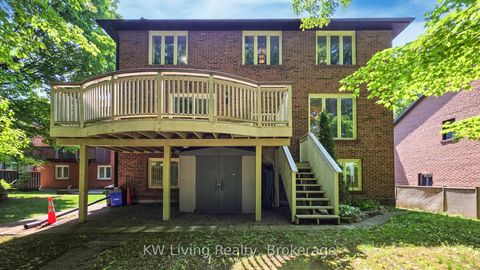 Photo 28 at 17 Woodvale Crescent, East York, Toronto