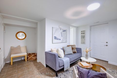 Photo 17 at 533 Victoria Park Avenue, Oakridge, Toronto