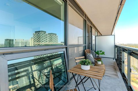 Photo 5 at 2902 - 39 Roehampton Avenue, Mount Pleasant West, Toronto
