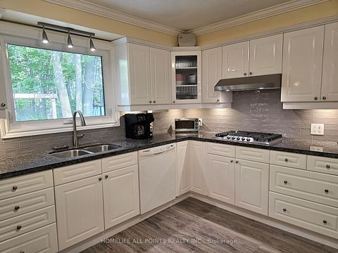 Photo 6 at 188 BROWNING Trail, Letitia Heights, Barrie
