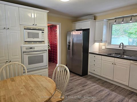 Photo 8 at 188 BROWNING Trail, Letitia Heights, Barrie
