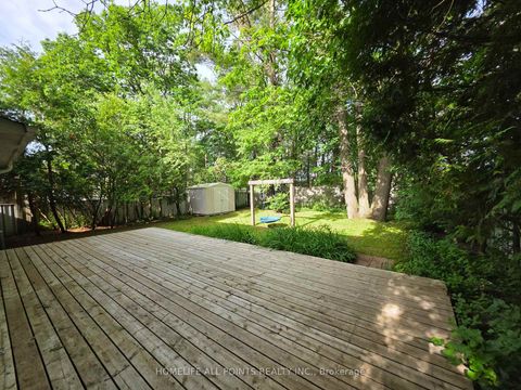 Photo 13 at 188 BROWNING Trail, Letitia Heights, Barrie Photo 13 at 188 BROWNING Trail, Letitia Heights, Barrie