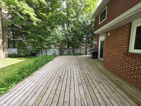 Photo 15 at 188 BROWNING Trail, Letitia Heights, Barrie Photo 15 at 188 BROWNING Trail, Letitia Heights, Barrie