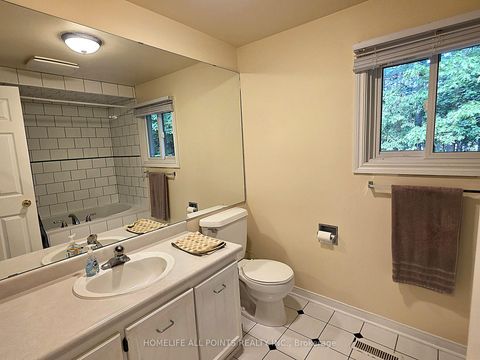 Photo 31 at 188 BROWNING Trail, Letitia Heights, Barrie Photo 31 at 188 BROWNING Trail, Letitia Heights, Barrie