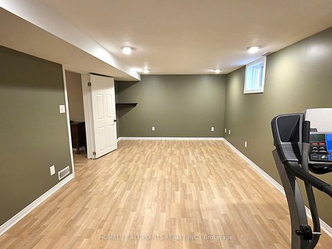 Photo 40 at 188 BROWNING Trail, Letitia Heights, Barrie