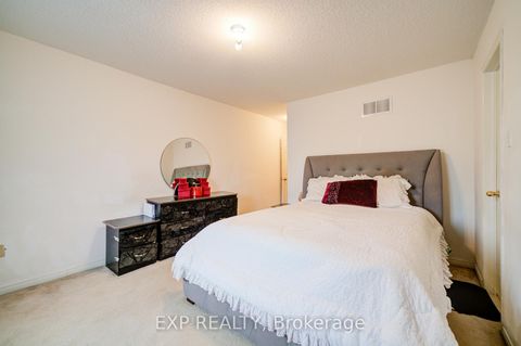 Photo 22 at 163 Sassafras Circle, Patterson, Vaughan