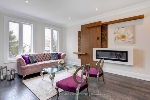 Photo 2 at 46 Yongehurst Road, North Richvale, Richmond Hill