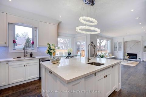 Photo 8 at 46 Yongehurst Road, North Richvale, Richmond Hill