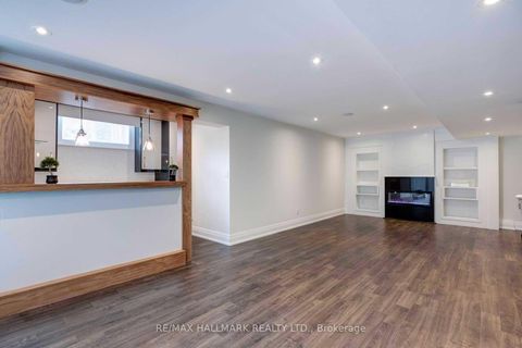 Photo 17 at 46 Yongehurst Road, North Richvale, Richmond Hill