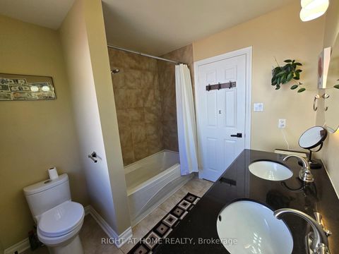 Photo 31 at 963 Northern Prospect Crescent, Wyndham, Newmarket