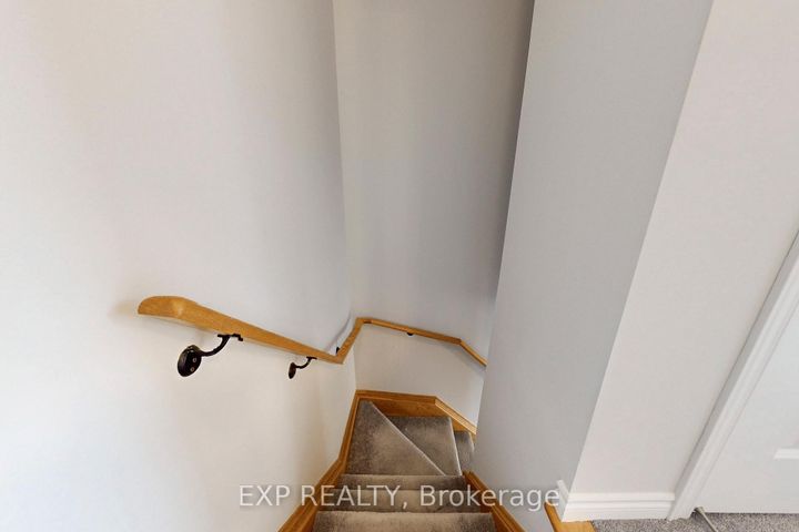 Photo 13 at 94 - 2584 William Jackson Drive, Duffin Heights, Pickering