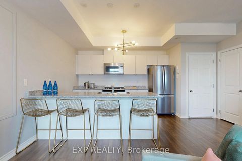 Photo 3 at 94 - 2584 William Jackson Drive, Duffin Heights, Pickering