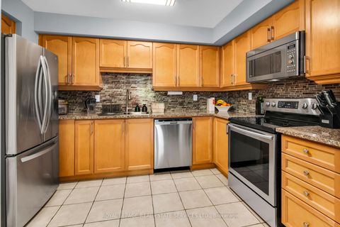 Photo 10 at 6 Tranter Trail, Birchmount, Toronto