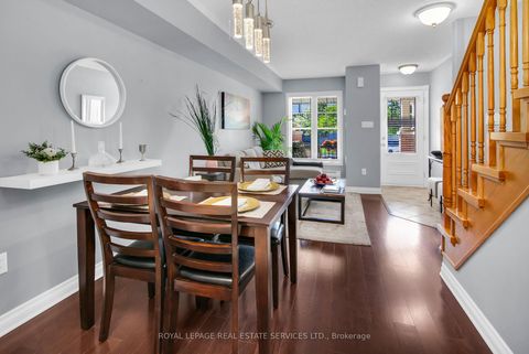 Photo 12 at 6 Tranter Trail, Birchmount, Toronto
