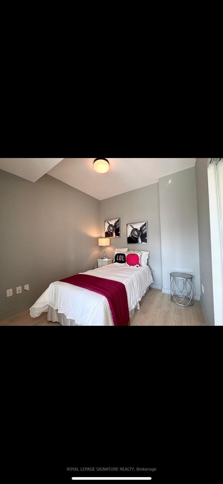 Photo 10 at 75 Thirty Second Street, Long Branch, Toronto