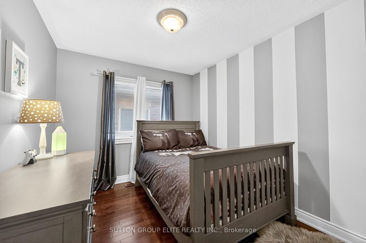 Photo 26 at 4307 Trail Blazer Way, Hurontario, Mississauga