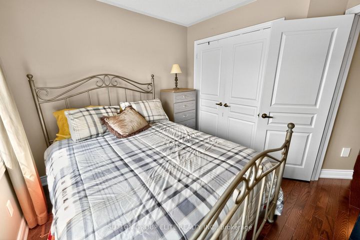 Photo 29 at 4307 Trail Blazer Way, Hurontario, Mississauga