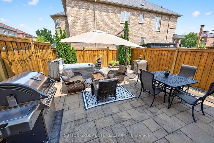 Photo 46 at 4307 Trail Blazer Way, Hurontario, Mississauga