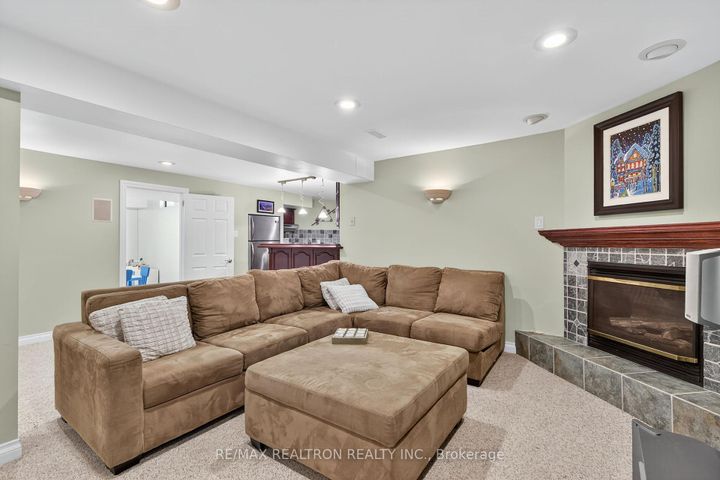 Photo 35 at 351 Kirby Crescent, Glenway Estates, Newmarket