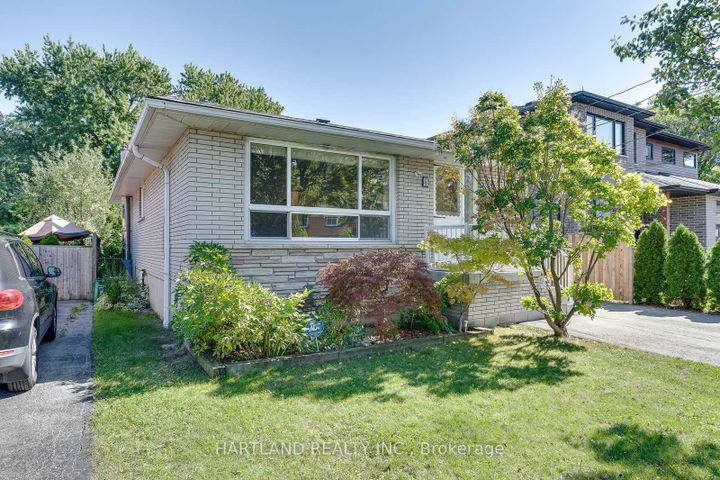 Photo 0 at 11 Maitland Avenue, Greeningdon, Hamilton