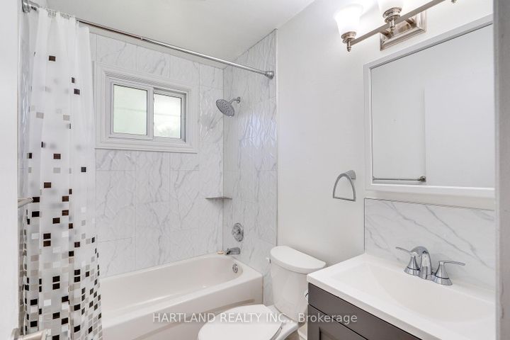 Photo 13 at 11 Maitland Avenue, Greeningdon, Hamilton