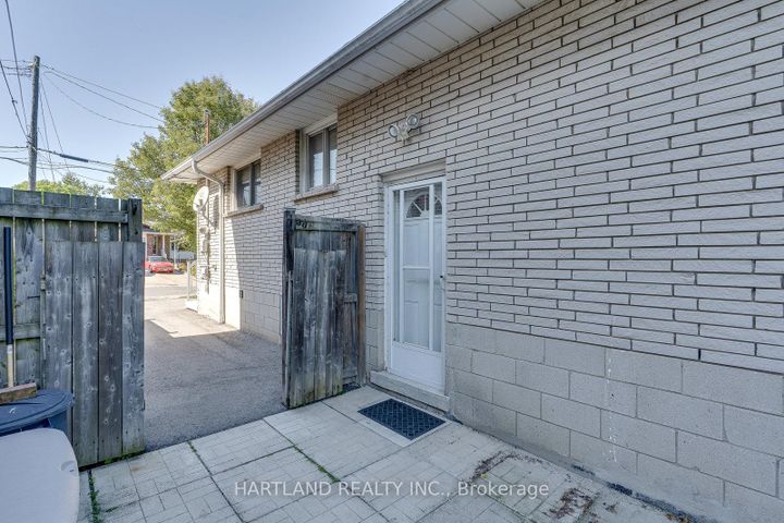 Photo 23 at 11 Maitland Avenue, Greeningdon, Hamilton