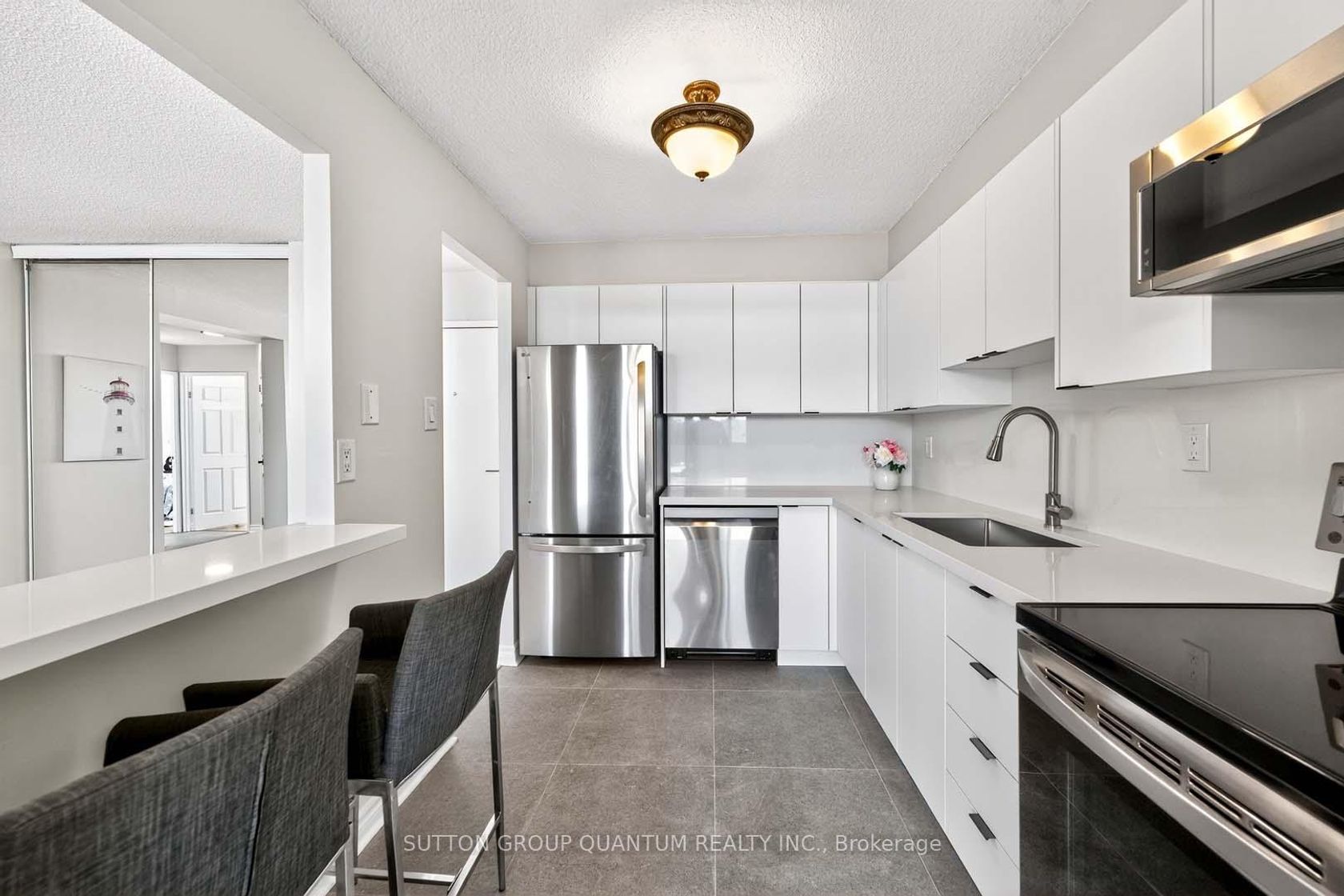407 - 3501 Glen Erin Drive, Erin Mills, Mississauga 