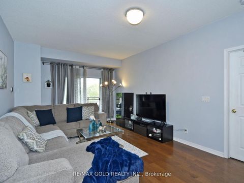 Photo 22 at 404 - 2 Maison Parc Court N, Lakeview Estates, Vaughan