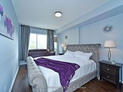 Photo 26 at 404 - 2 Maison Parc Court N, Lakeview Estates, Vaughan