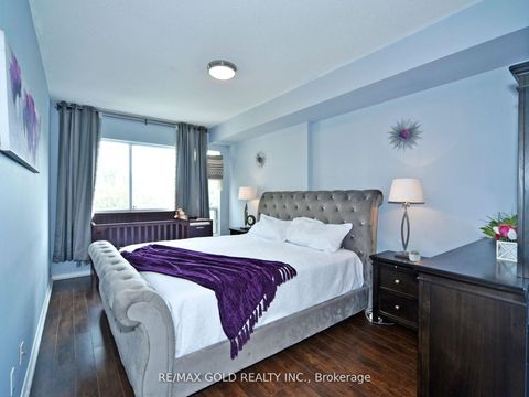 Photo 27 at 404 - 2 Maison Parc Court N, Lakeview Estates, Vaughan