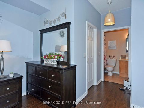 Photo 30 at 404 - 2 Maison Parc Court N, Lakeview Estates, Vaughan