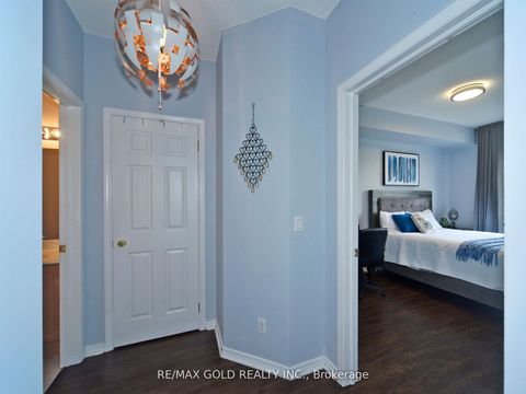Photo 31 at 404 - 2 Maison Parc Court N, Lakeview Estates, Vaughan