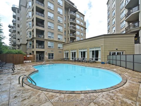 Photo 44 at 404 - 2 Maison Parc Court N, Lakeview Estates, Vaughan