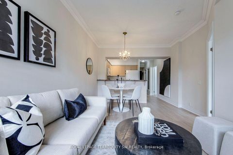 Photo 6 at 208 - 2 Clairtrell Road, Willowdale East, Toronto