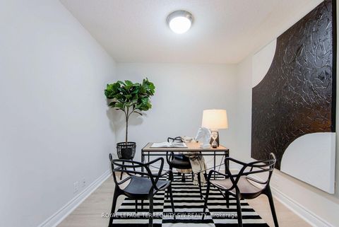 Photo 7 at 208 - 2 Clairtrell Road, Willowdale East, Toronto