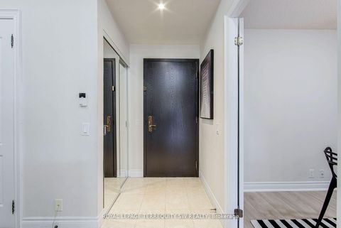 Photo 23 at 208 - 2 Clairtrell Road, Willowdale East, Toronto