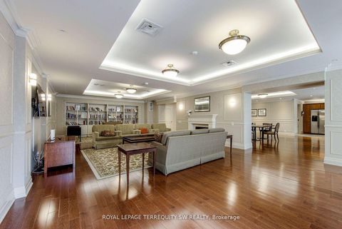 Photo 33 at 208 - 2 Clairtrell Road, Willowdale East, Toronto