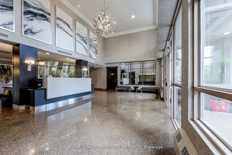 Photo 36 at 208 - 2 Clairtrell Road, Willowdale East, Toronto
