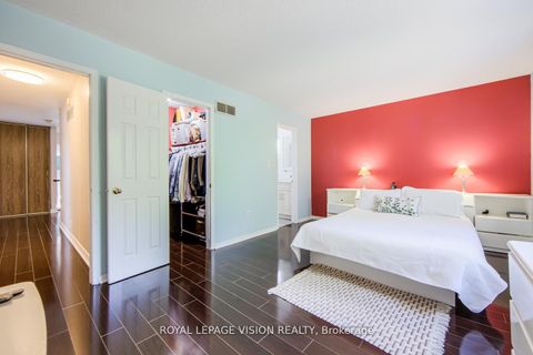 Photo 34 at 28 Valley Centre Drive S, Rouge E11, Toronto