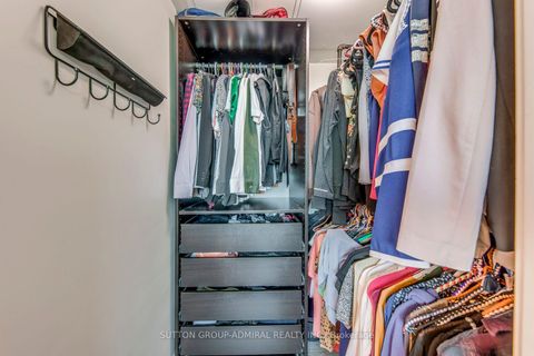 Photo 10 at 709 - 219 Fort York Boulevard, Niagara, Toronto
