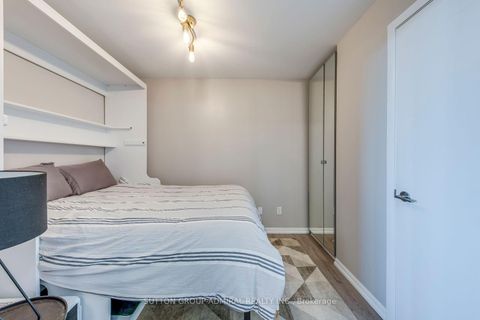 Photo 13 at 709 - 219 Fort York Boulevard, Niagara, Toronto