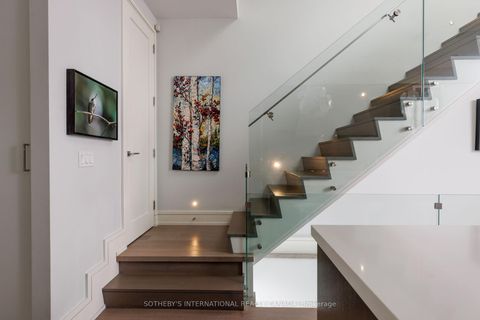 Photo 15 at 7 Thurloe Avenue, Mount Pleasant West, Toronto