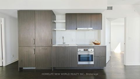 Photo 3 at 4810 - 88 Harbour Street, Waterfront Communities C1, Toronto