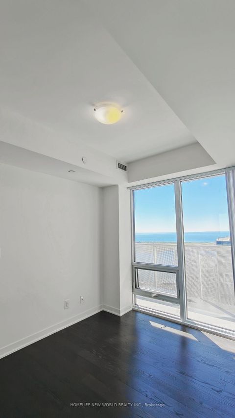 Photo 8 at 4810 - 88 Harbour Street, Waterfront Communities C1, Toronto