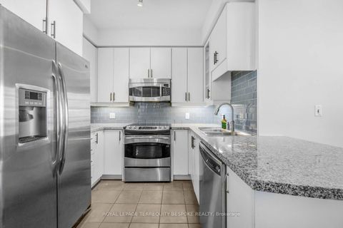 Photo 11 at 906 - 1910 Lake Shore Blvd Boulevard W, South Parkdale, Toronto