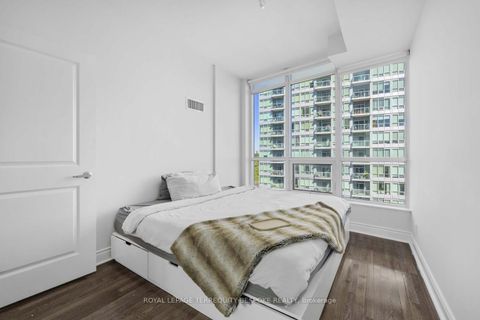 Photo 14 at 906 - 1910 Lake Shore Blvd Boulevard W, South Parkdale, Toronto