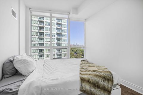 Photo 15 at 906 - 1910 Lake Shore Blvd Boulevard W, South Parkdale, Toronto