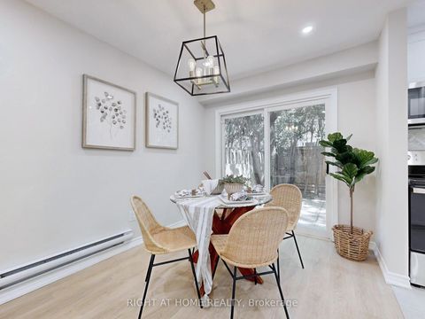 Photo 11 at 61 Plum Tree Way, Branson, Toronto