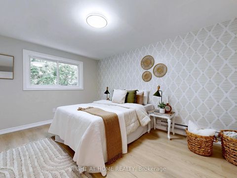 Photo 15 at 61 Plum Tree Way, Branson, Toronto